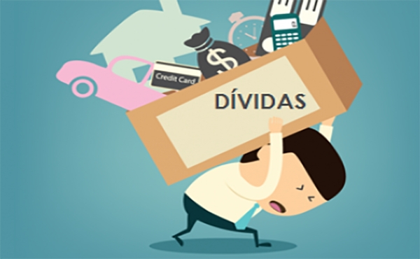 O seu dinheiro é realmente seu? Como o endividamento, os juros altos, falta de educação financeira fazem famílias trabalharem para pagar banco